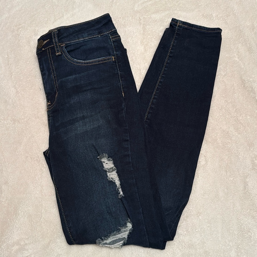 💜 SO High Rise Distressed Jeggings
